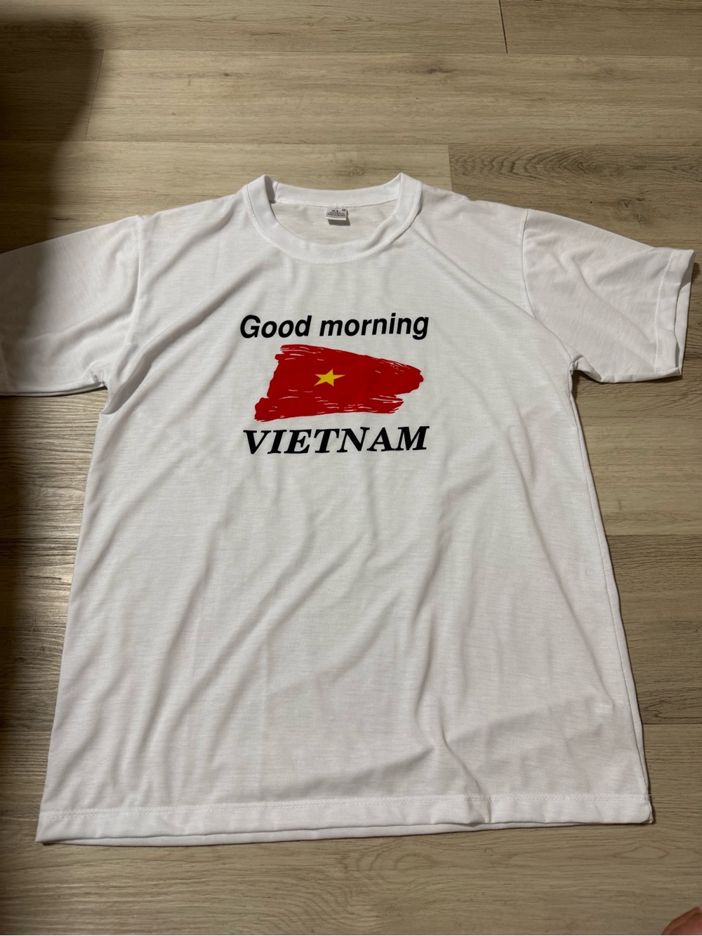 Vintage 80s Good Morning Vietnam Men’s Size XL T-Shirt Movie Song White Red Flag